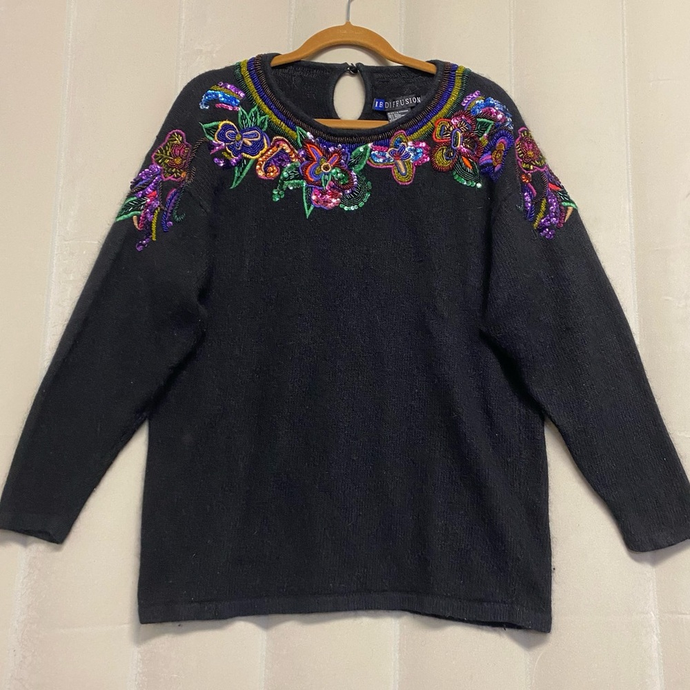 Vintage I.B. Diffusion Women’s Sweater Large Beaded Sequins Silk Rabbit 1990s